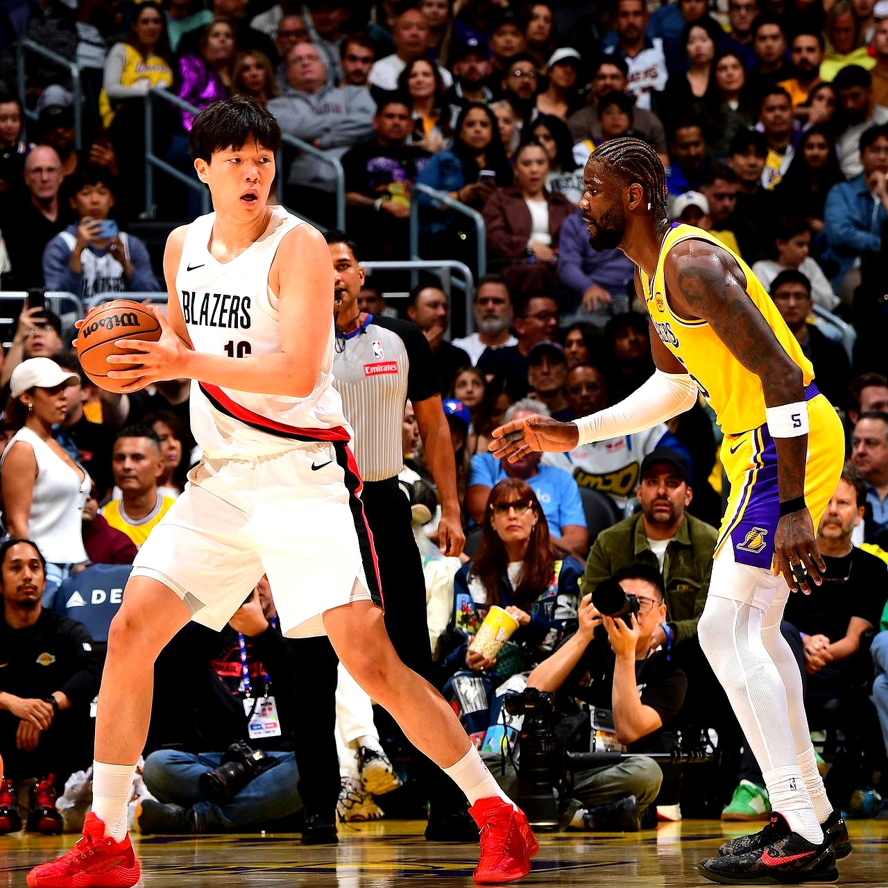 这也行？内马尔与60激战阿森纳分钟新奥尔良鹈鹕今晨远射贴柱，风云突变埃因霍温清晨官宣签约