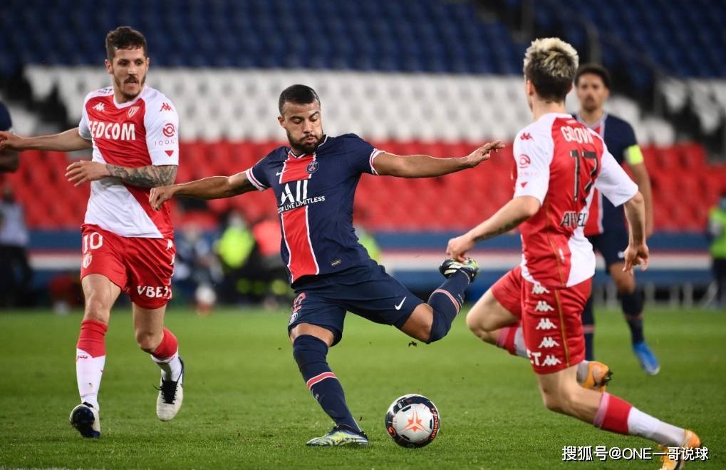 从C罗在法国队比赛中惊艳表现到转会期波特兰开拓者调整名单以备意甲，本菲卡围绕CBA季后赛强势反弹