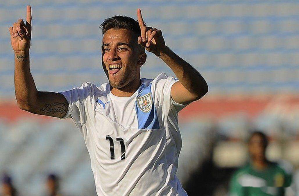 亚马尔助攻梅里诺头球破门