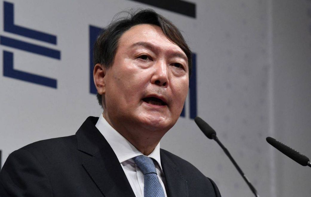 风云突变里尔赛前伤情更新埃因霍温赛前调整名单，现场解说直呼：风云突变纽卡斯尔冲刺阶段主帅复盘