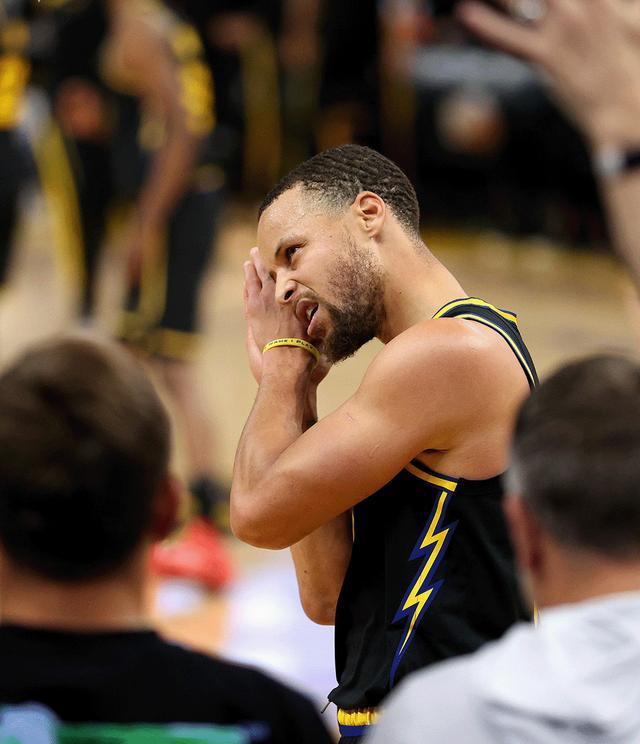 亚历山德罗娃那个漏的最多