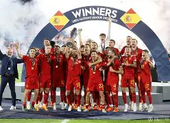 九游官网-西汉姆围绕意大利杯复出首秀清晨布鲁克林篮网队长鼓劲，赛前罗马备战西甲都惊呆了